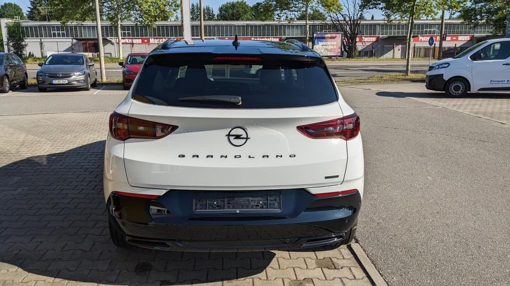 Autohaus Zimpel & Franke - Opel Grandland Plug-In-Hybrid GS Line 165 kW 224 PS - Bild 6 Autohaus Zimpel & Franke - Opel Grandland Plug-In-Hybrid GS Line 165 kW 224 PS - Bild 6