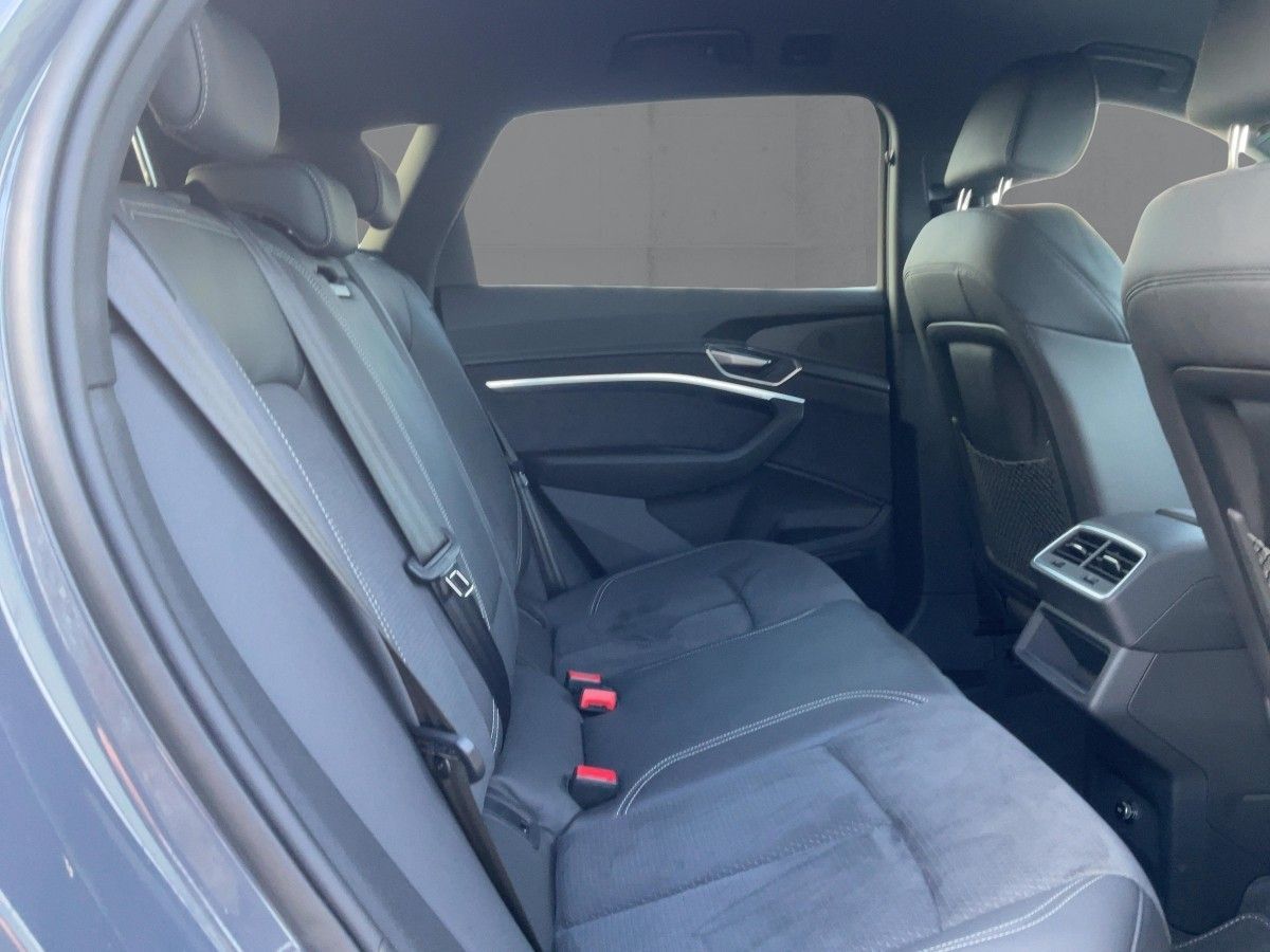 Audi Q8 e-tron - Bild 13