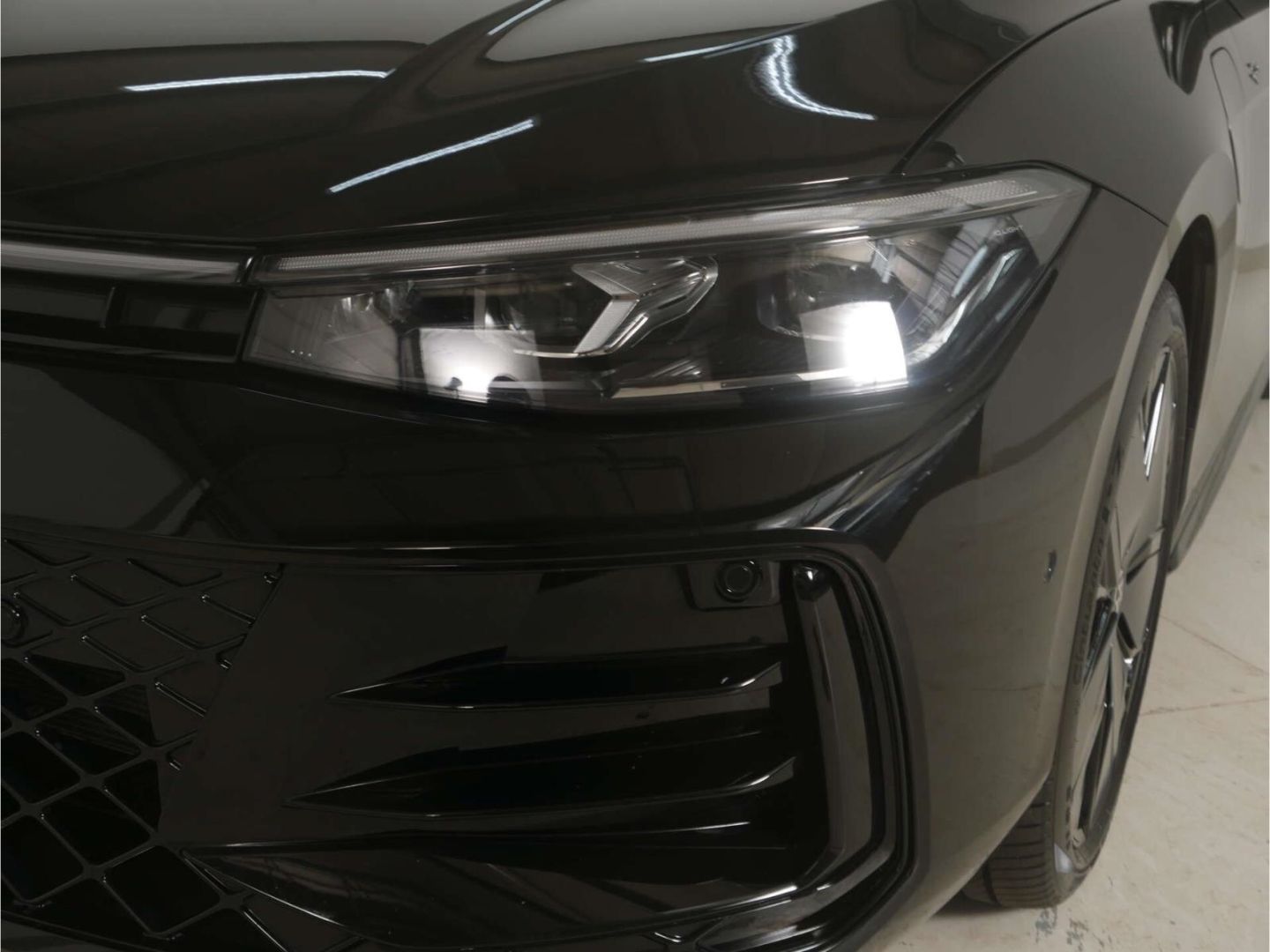 Volkswagen Passat - Bild 9