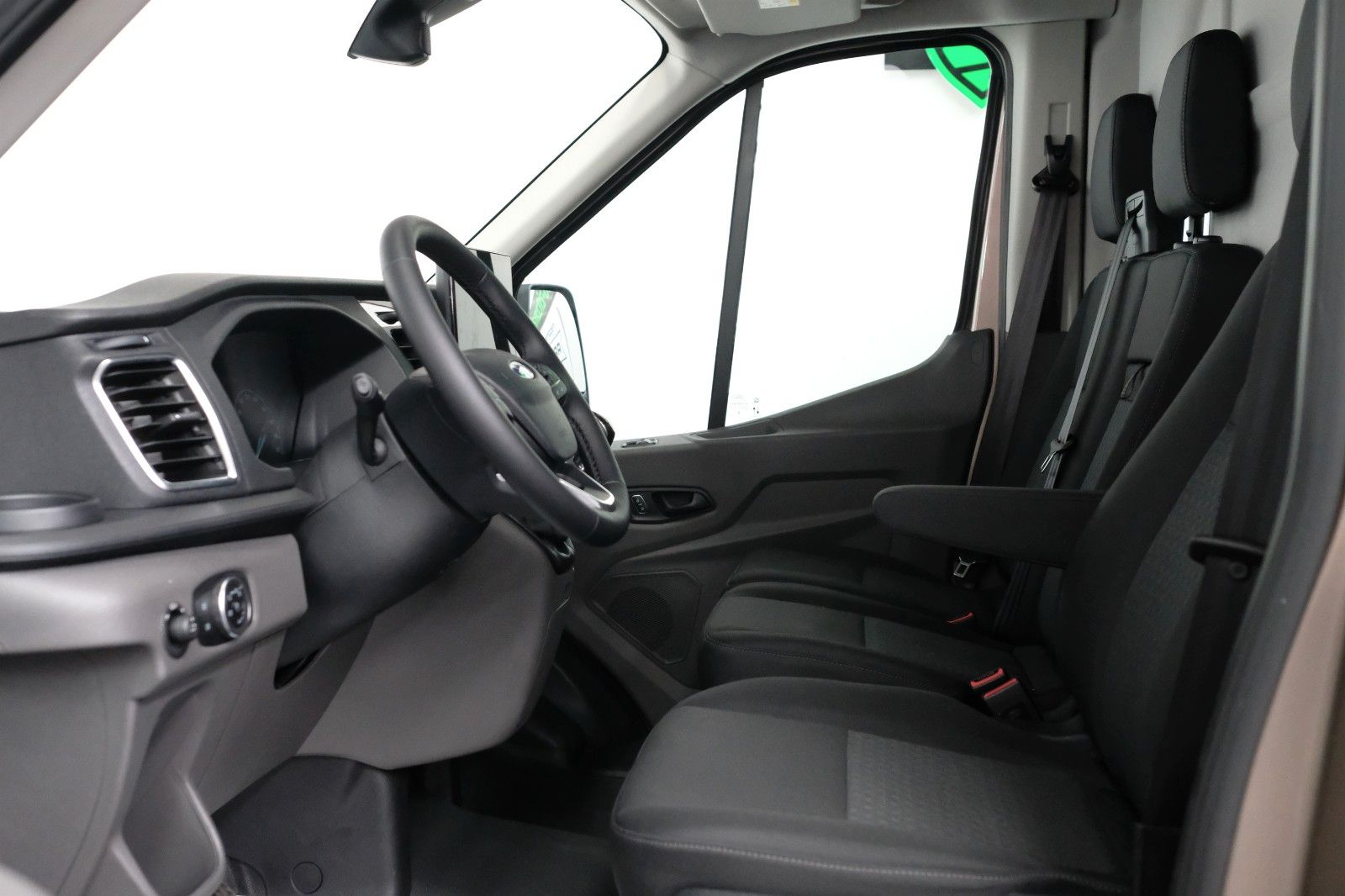 Fahrzeugabbildung Ford Transit Kasten 350 L4H3 Trend KAMERA