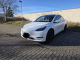 Tesla Model Y Allradantrieb mit Dualmotor - Tesla Model Y von privat