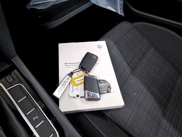 Fahrzeugabbildung Volkswagen Passat Variant Business 2.0TDI 4Motion Navi