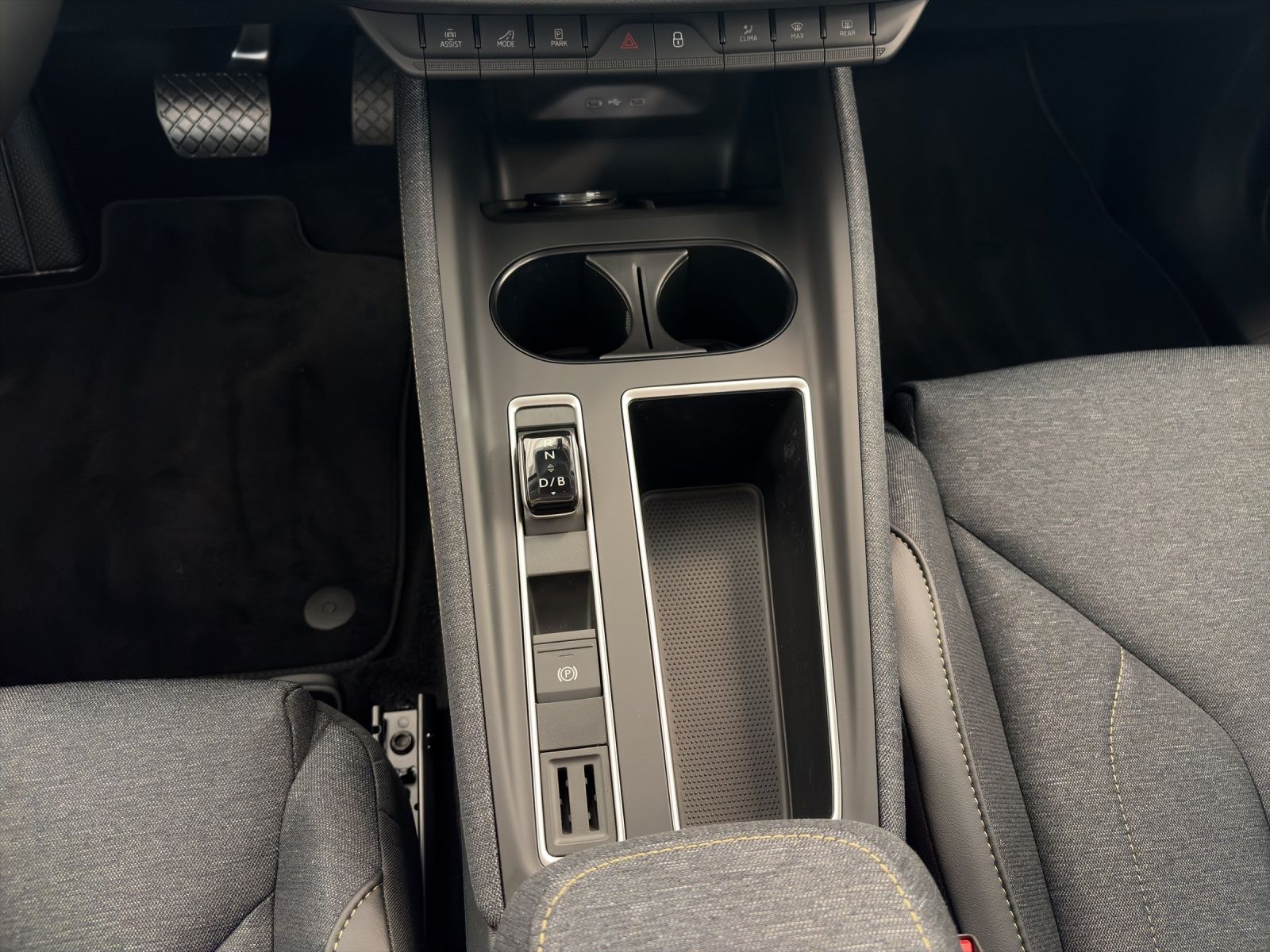 Fahrzeugabbildung SKODA Elroq Selection 60 AHK MATRIX