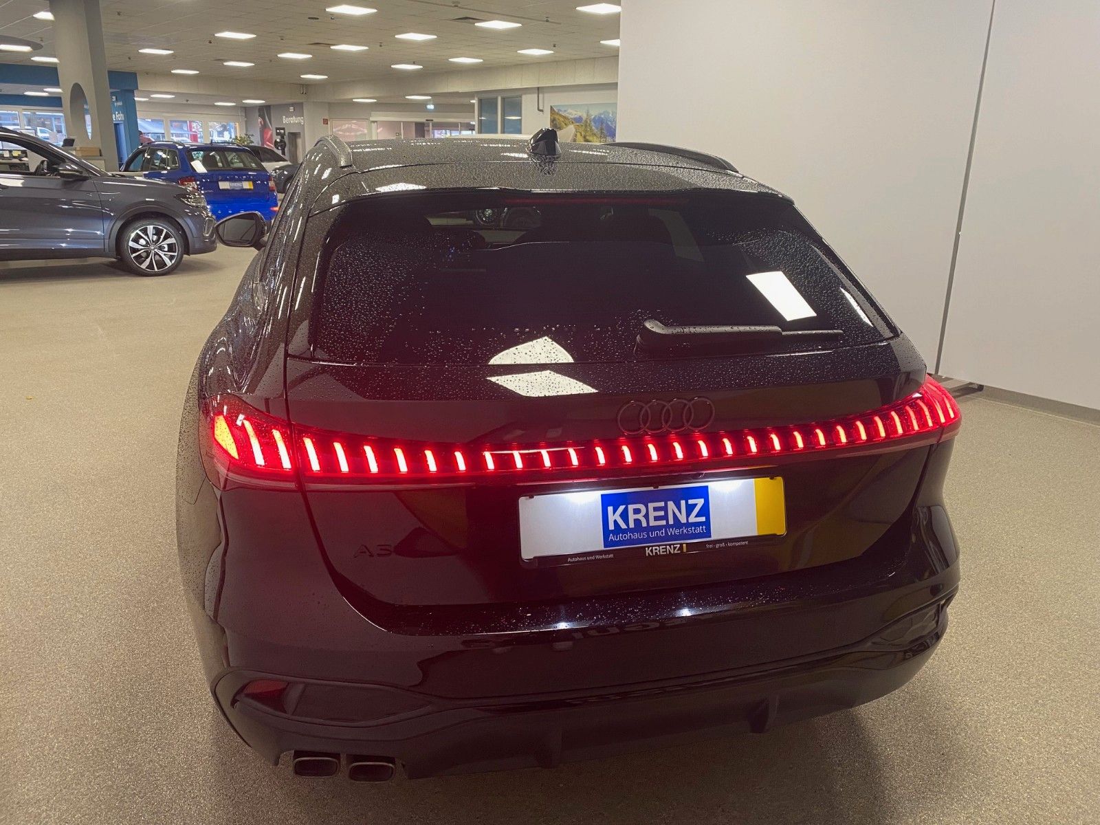 Fahrzeugabbildung Audi A5 B10 TDI S tronic Avant+S-Line+MATRIX+NAVI+19"