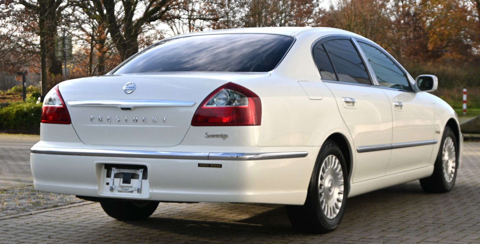 Nissan President (PGF50) – Bild 5