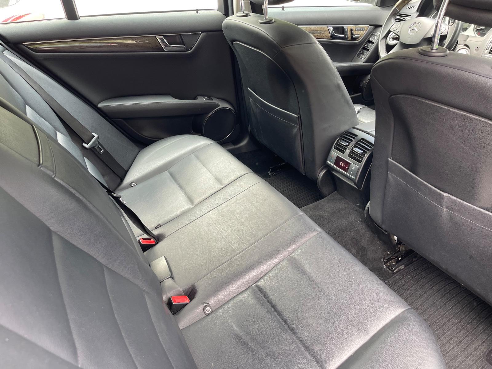 Mercedes-Benz C280 2008 — photo 33