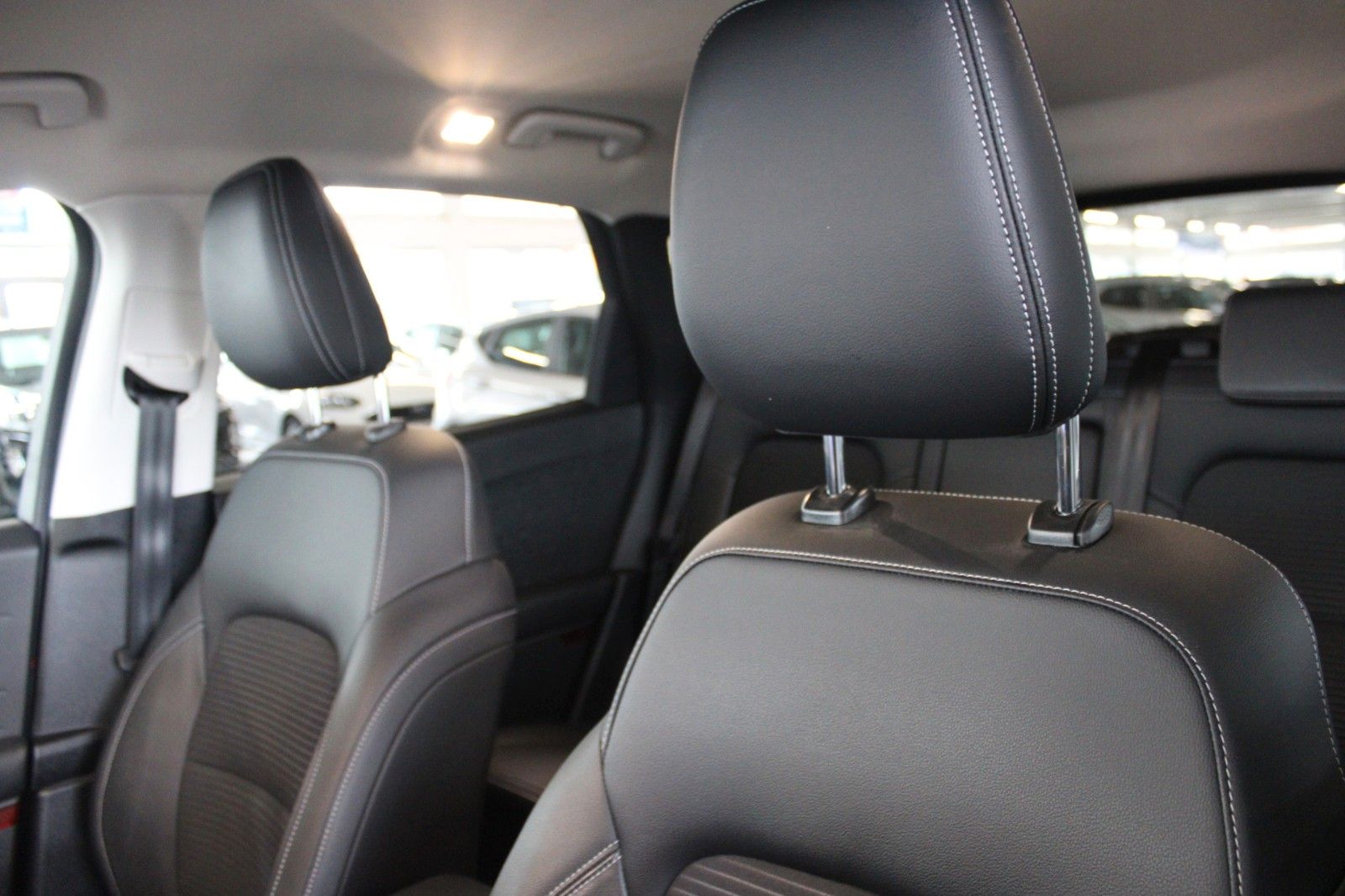 Fahrzeugabbildung Ford Kuga PHEV Titanium X ACC AHK HUD LED Cam WinterP