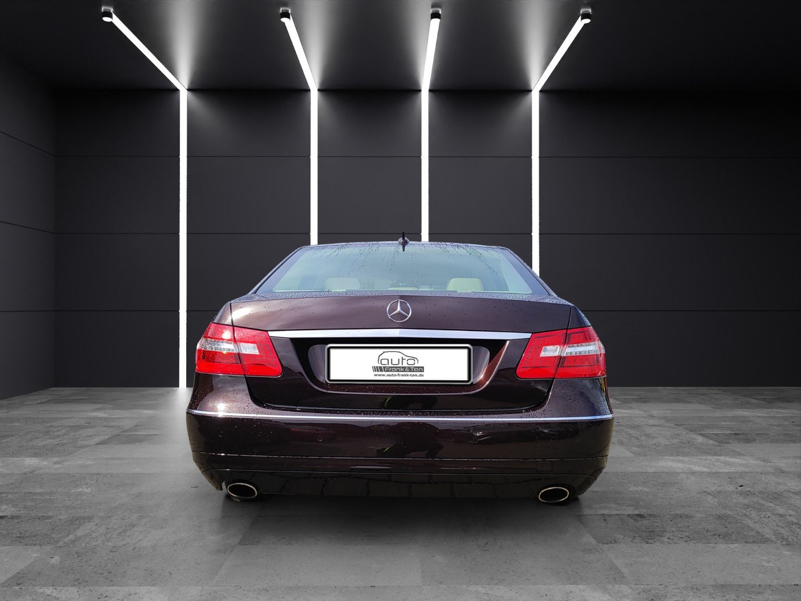 Fahrzeugabbildung Mercedes-Benz E 350 CDI BlueEfficiency*Navi*Leder*Top Zustand*