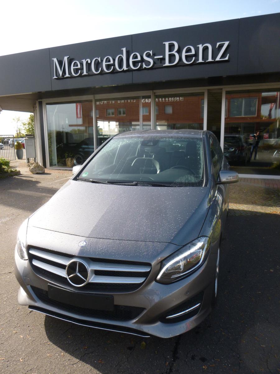Mercedes-Benz B 200