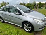 Mercedes-Benz Mercedes B180 Automatisch - gebrauchte Mercedes-Benz B 180 aus dem Jahr 2005