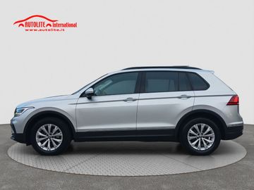 Volkswagen Tiguan - 3