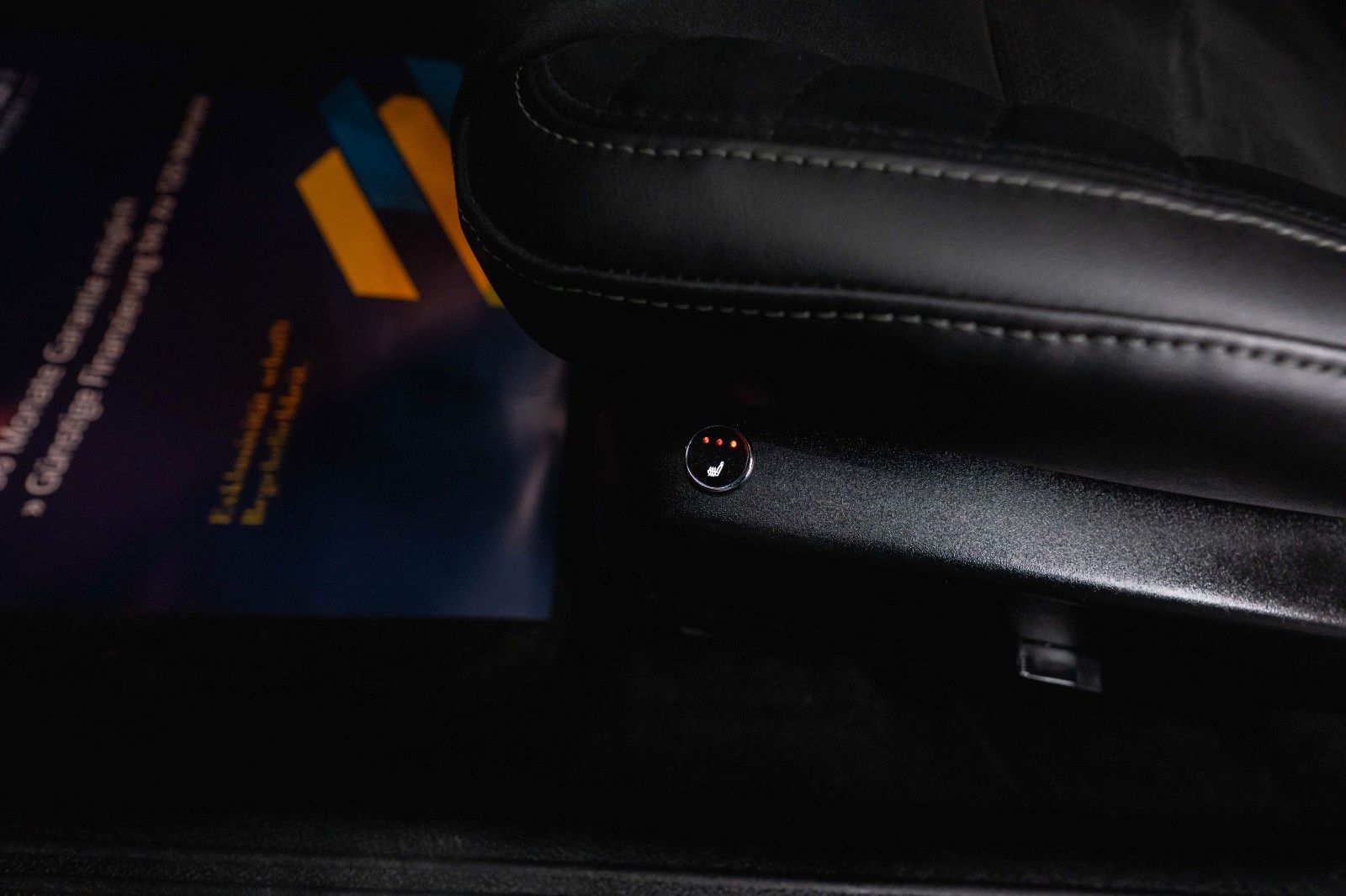 Fahrzeugabbildung Dodge Challenger 3.6 V6 4x4 GT SRT Styling *LED*19%*