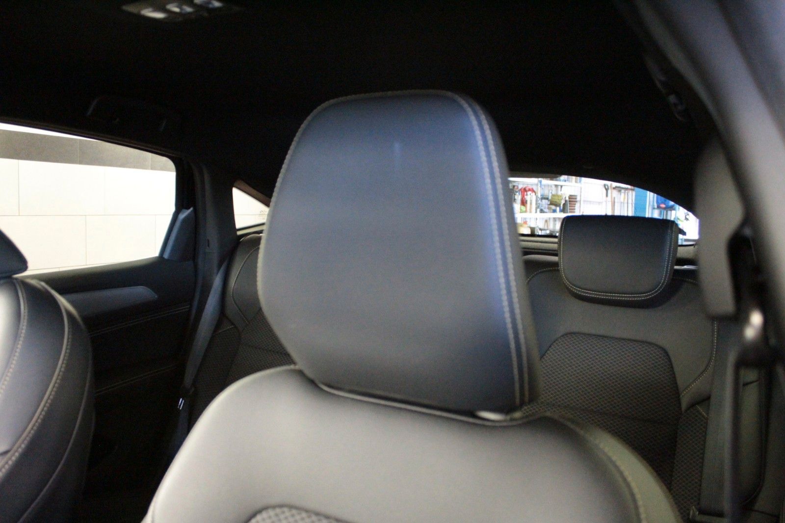 Fahrzeugabbildung Renault Arkana Mild Hybrid 140 EDC Techno*Winterpaket*