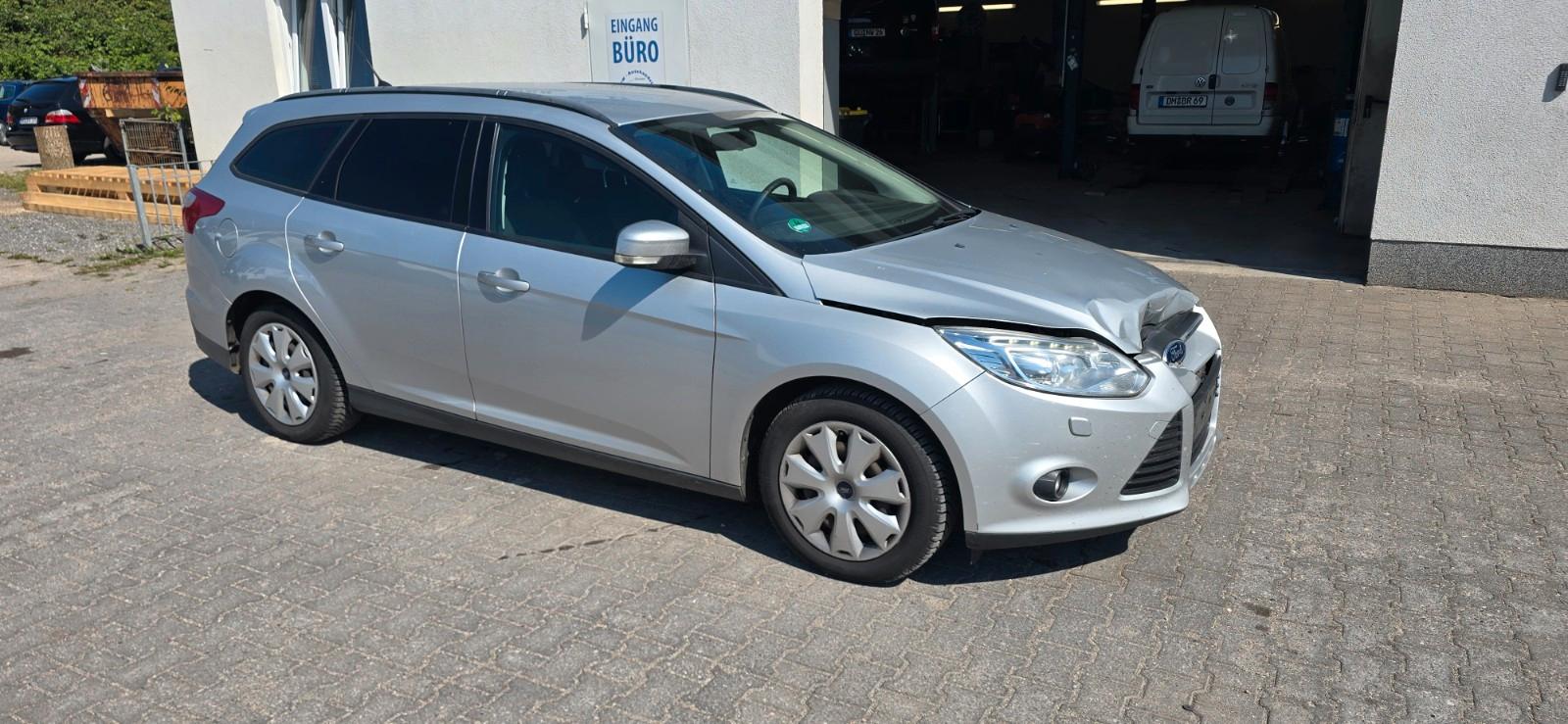 Ford Focus 2012 — photo 5