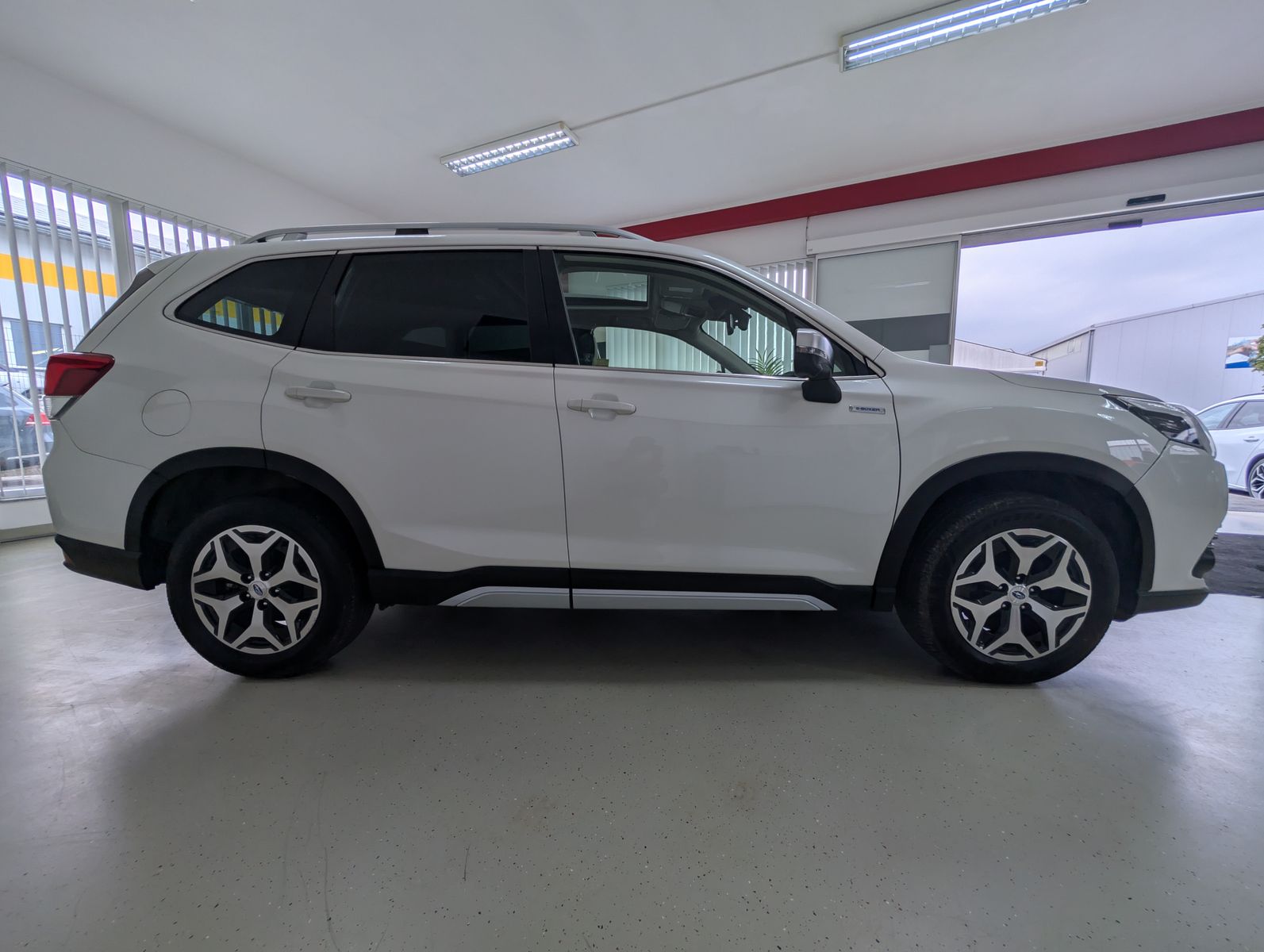 Fahrzeugabbildung Subaru Forester 2.0ie 4X4 ACC LED PANO KAM LEDER APP