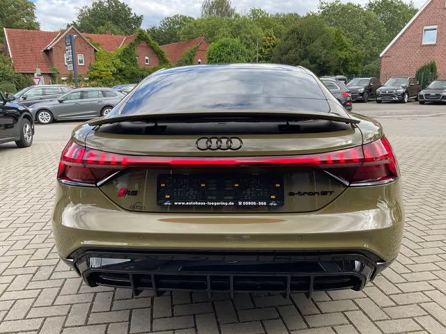 Fahrzeugabbildung Audi RS e-tron GT quattro,Voll Ausstattung,UPE175.500