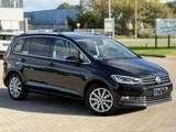 Volkswagen VW Touran Highline 2.0 TDI DSG 190 PS 7-Sitzer