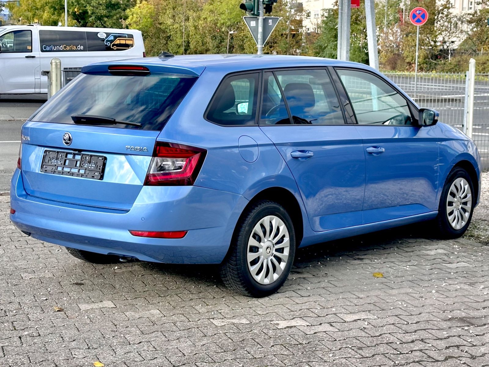 Fahrzeugabbildung SKODA FABIA COMBI CLEVER*MOD.2019+KAMERA*