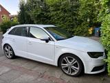 Audi A3 1.6 TDI Sportback S-Line Scheckhef... - Audi A3 mit Diesel-Antrieb: Kombi, 1.6