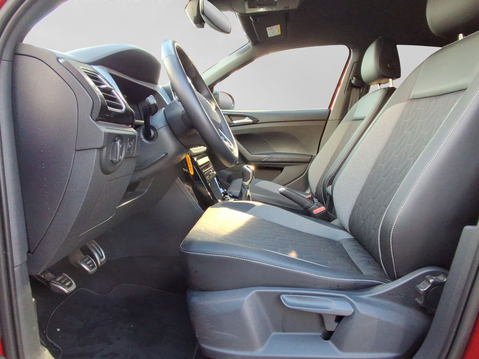 Volkswagen T-Cross - Bild 10