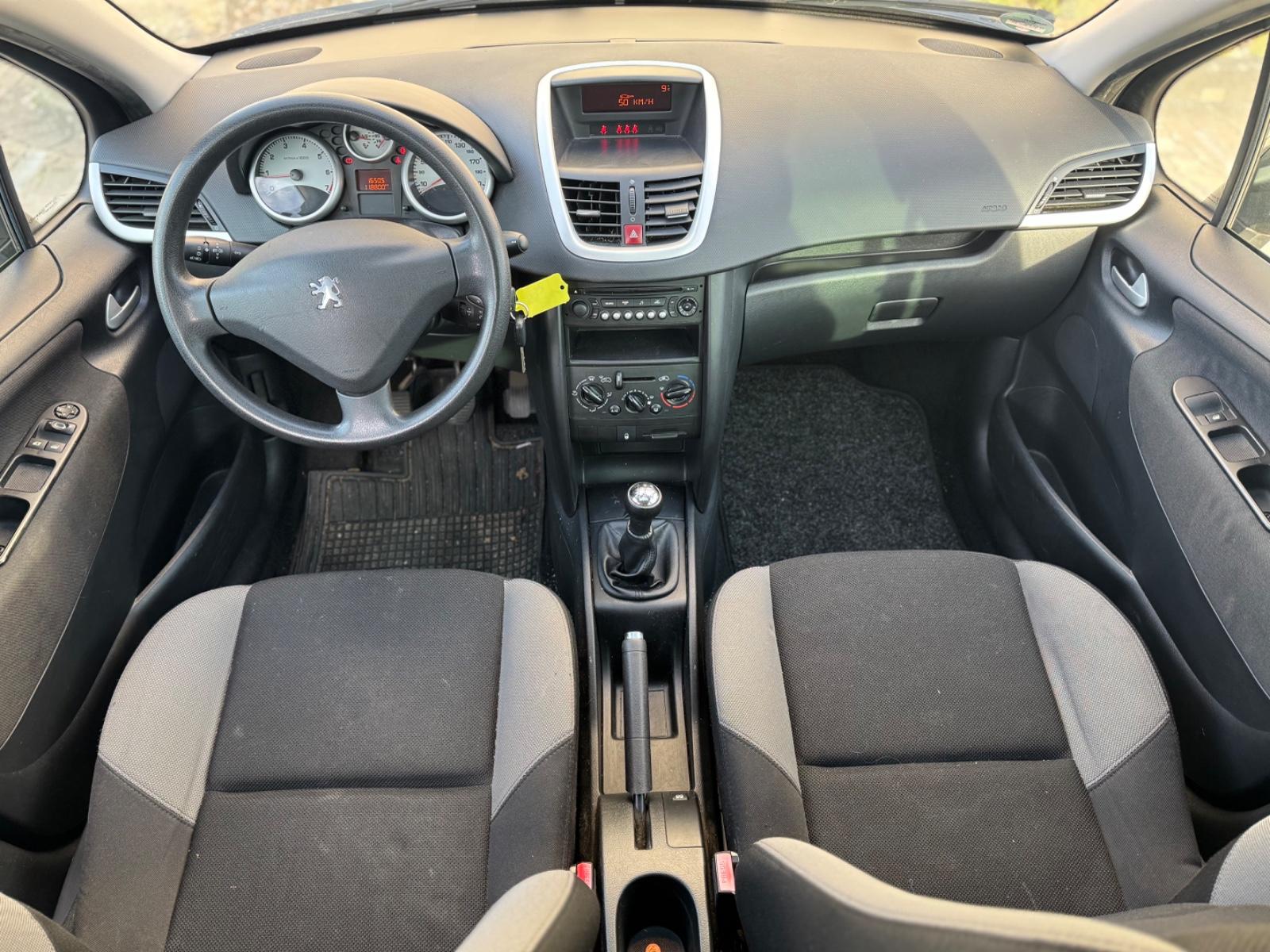 Peugeot 207 2009 — photo 10