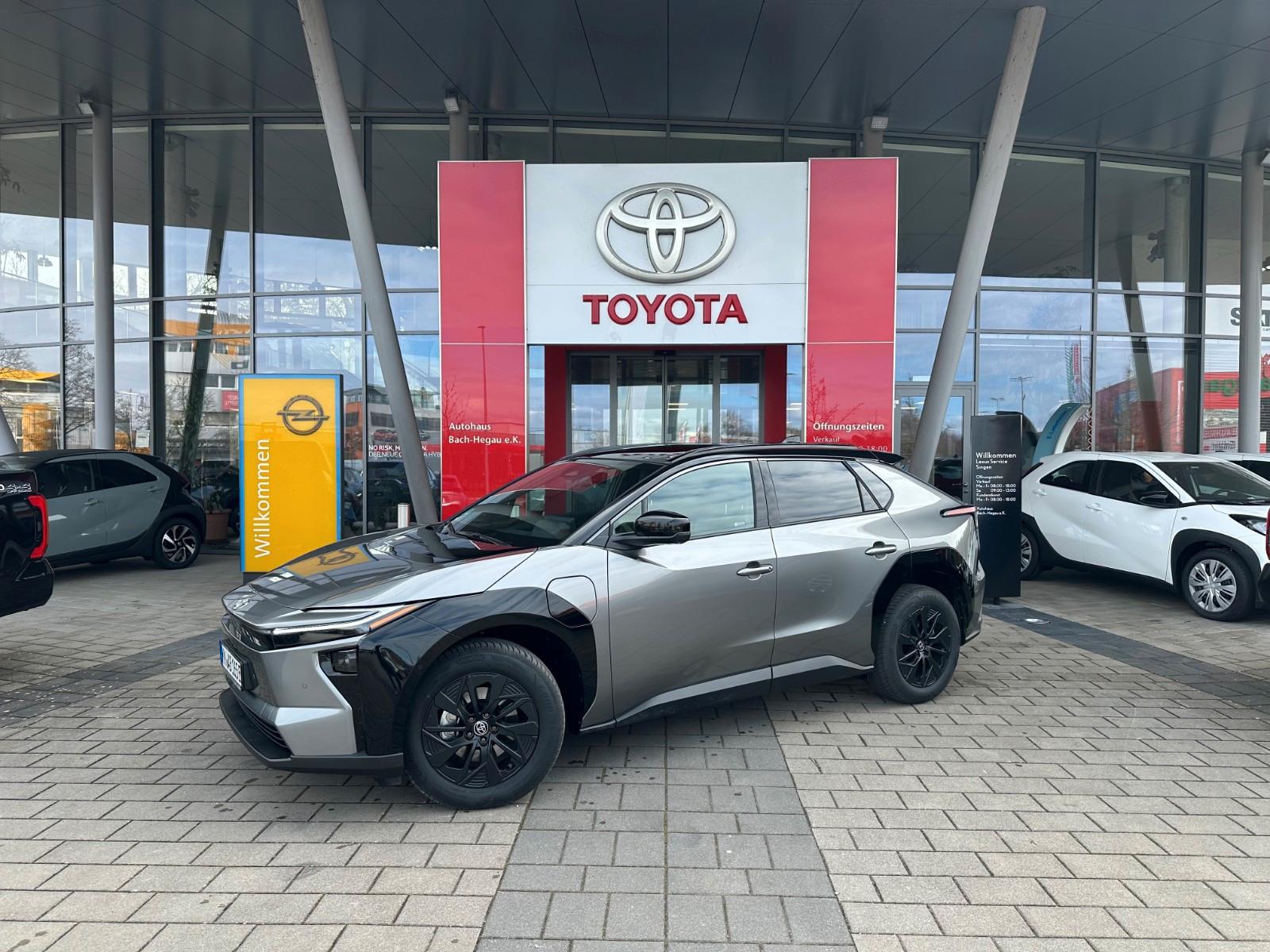 Toyota bZ4X 4×4 AWD Lounge + SKY & SOUND, PANORAMA, NAV