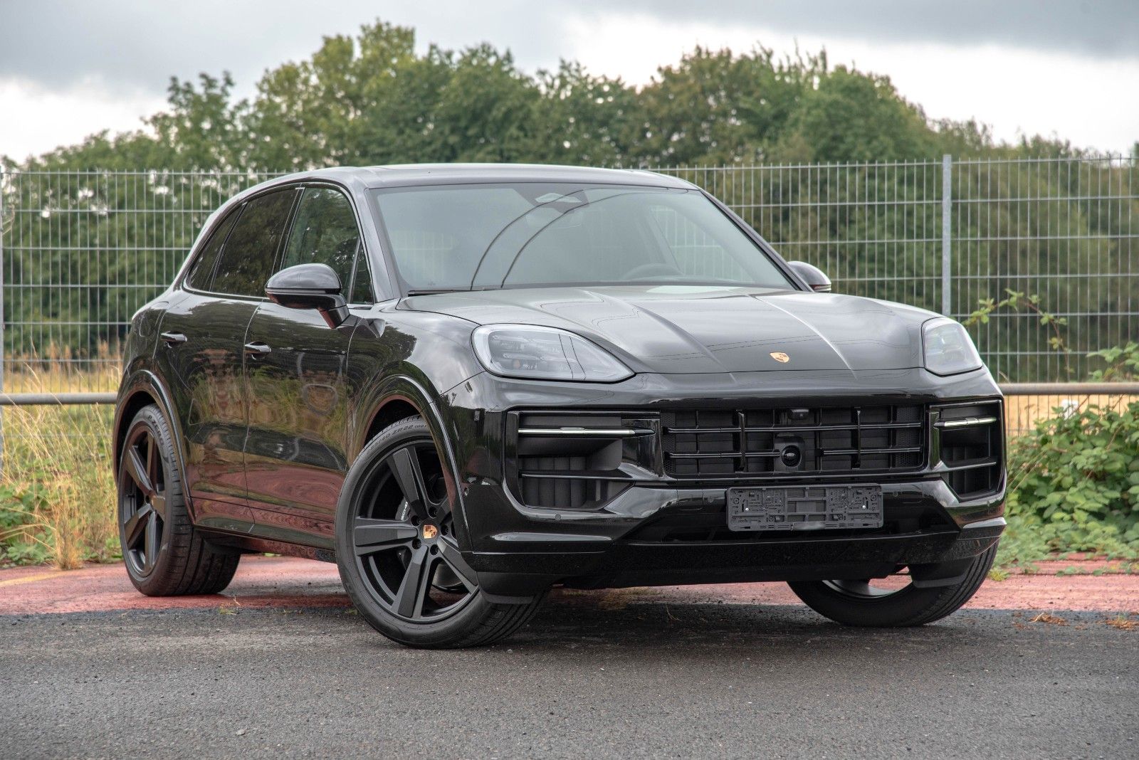 Porsche Cayenne - 1