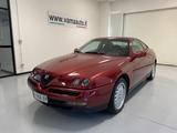 Alfa Romeo ALFA ROMEO GTV 2.0i 16V Twin Spark cat *VETTURA  - rote Alfa Romeo GTV