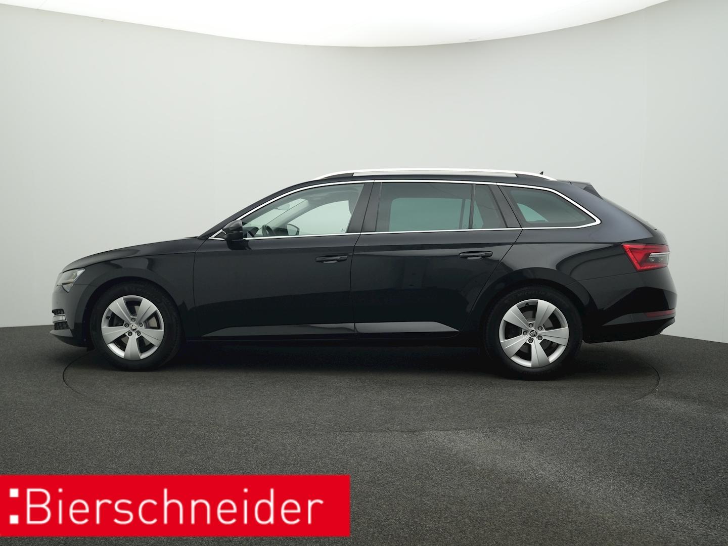 Skoda Superb Combi 2.0 TDI DSG STYLE MATRIX NAVI AHK A