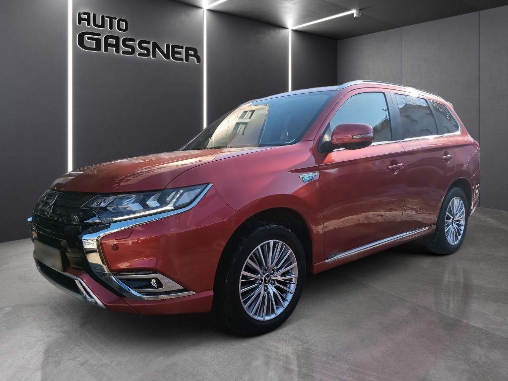 Fahrzeugabbildung Mitsubishi Outlander PHEV 2.4 TOP 4WD Navi Leder SD ACC