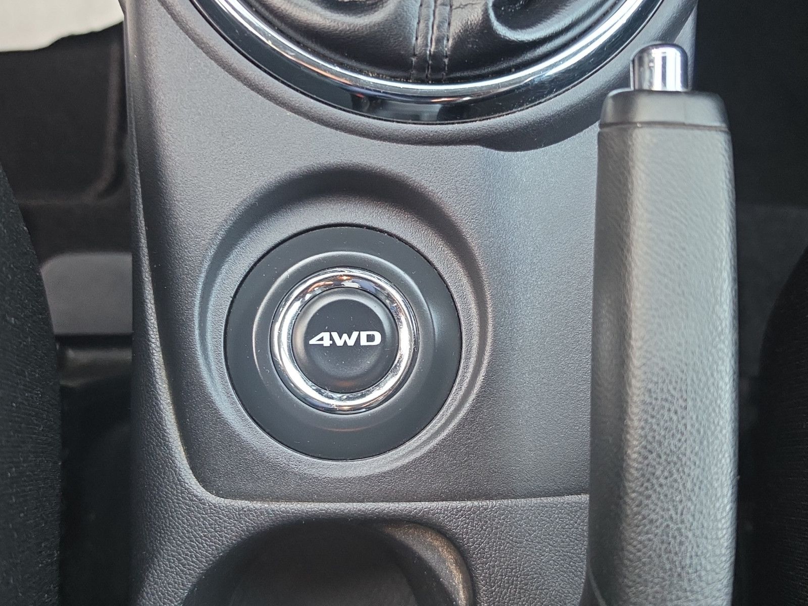 Fahrzeugabbildung Mitsubishi ASX Plus 4WD ALLRAD AUS 1.HAND AHK KAMERA