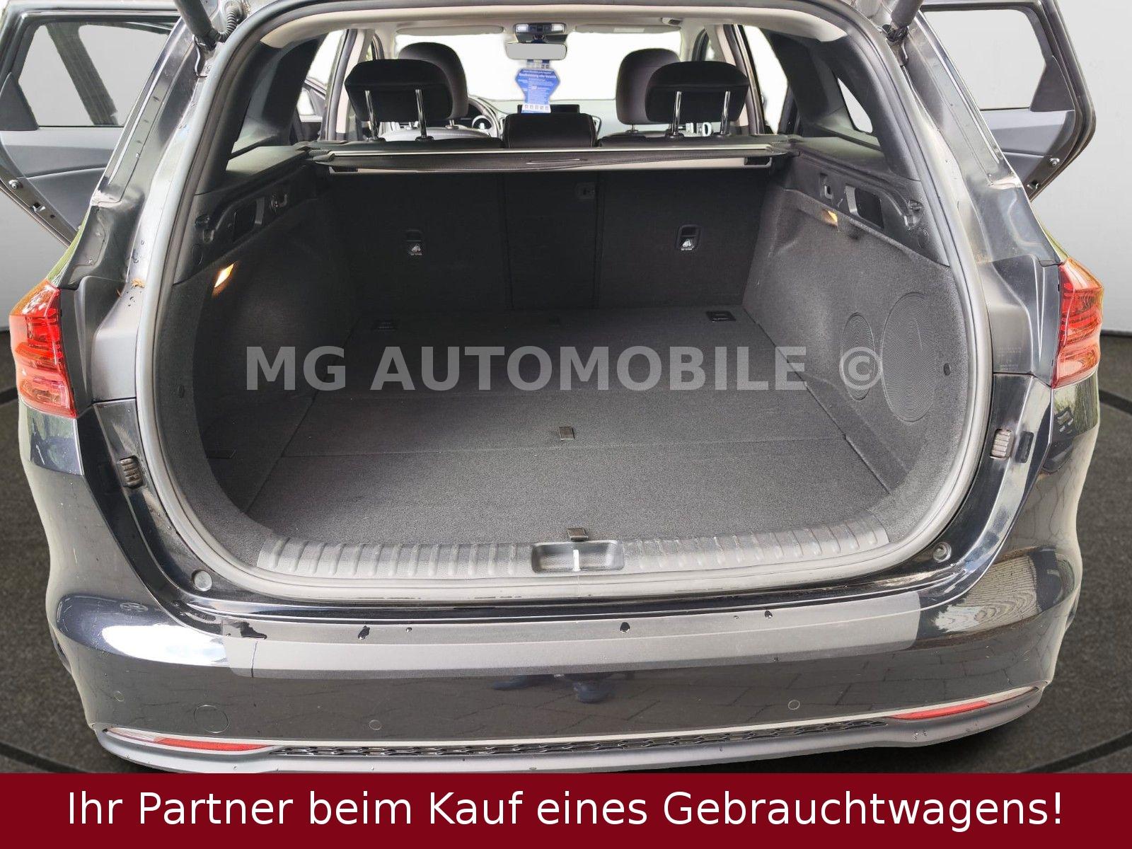 Kia Ceed SW 1.6 CRDi 48V DCT7 Platinum 1.Hd LED Pano