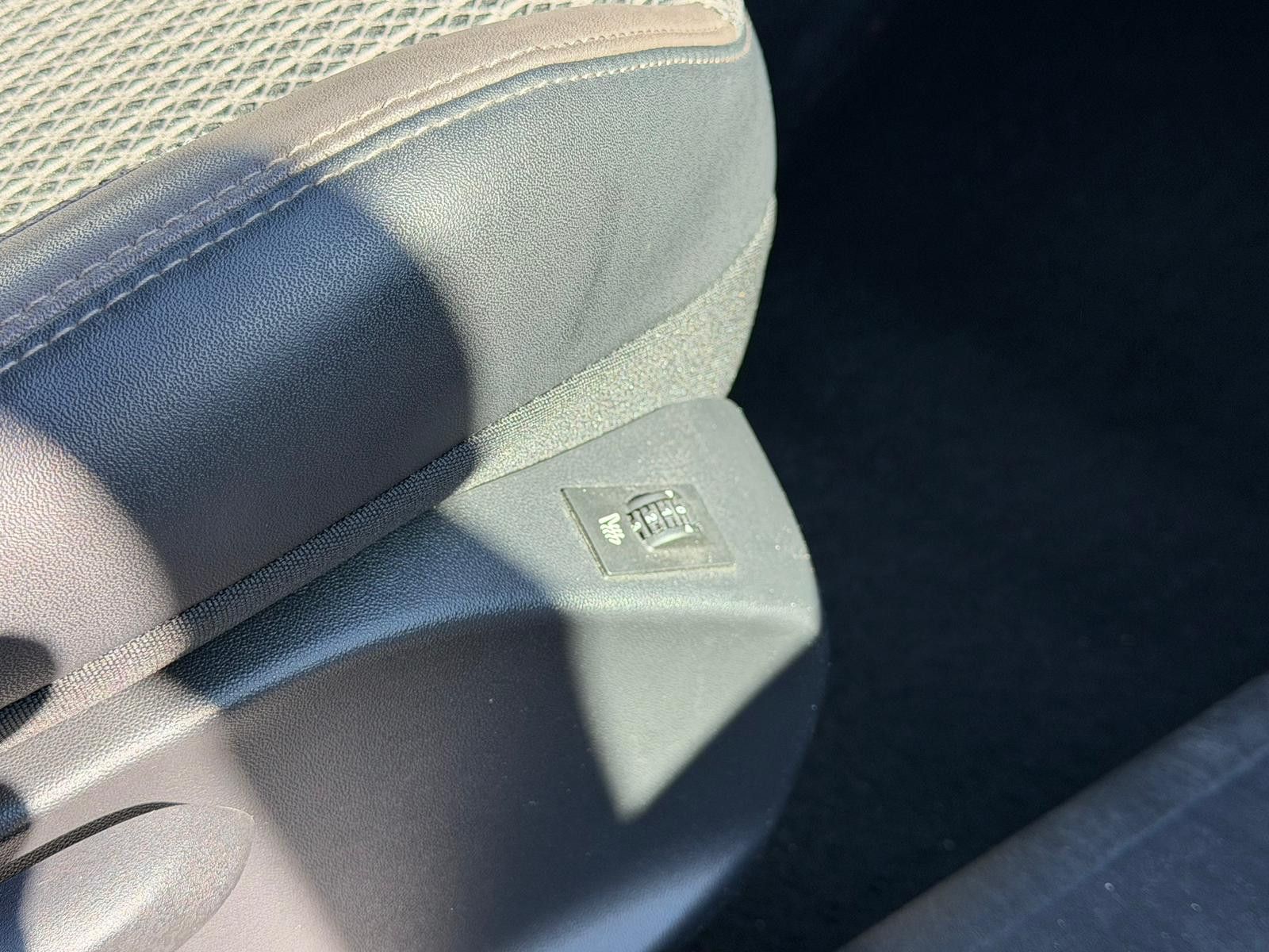 Fahrzeugabbildung Peugeot 2008 Allure