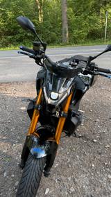 Yamaha MT09 SP, Heizgriffe, Gepäcktaschen,Sturzpads,TOP - YAMAHA MT 09 SP