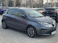 Fahrzeugabbildung ZOE Intens R135