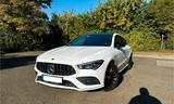 Mercedes-Benz *AMG Line*  JUNGE STERNE GARANTIE 