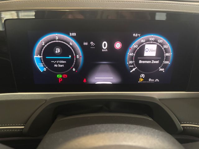 Passat Elegance 2,0 l TDI DSG *AHK*Business-Pack
