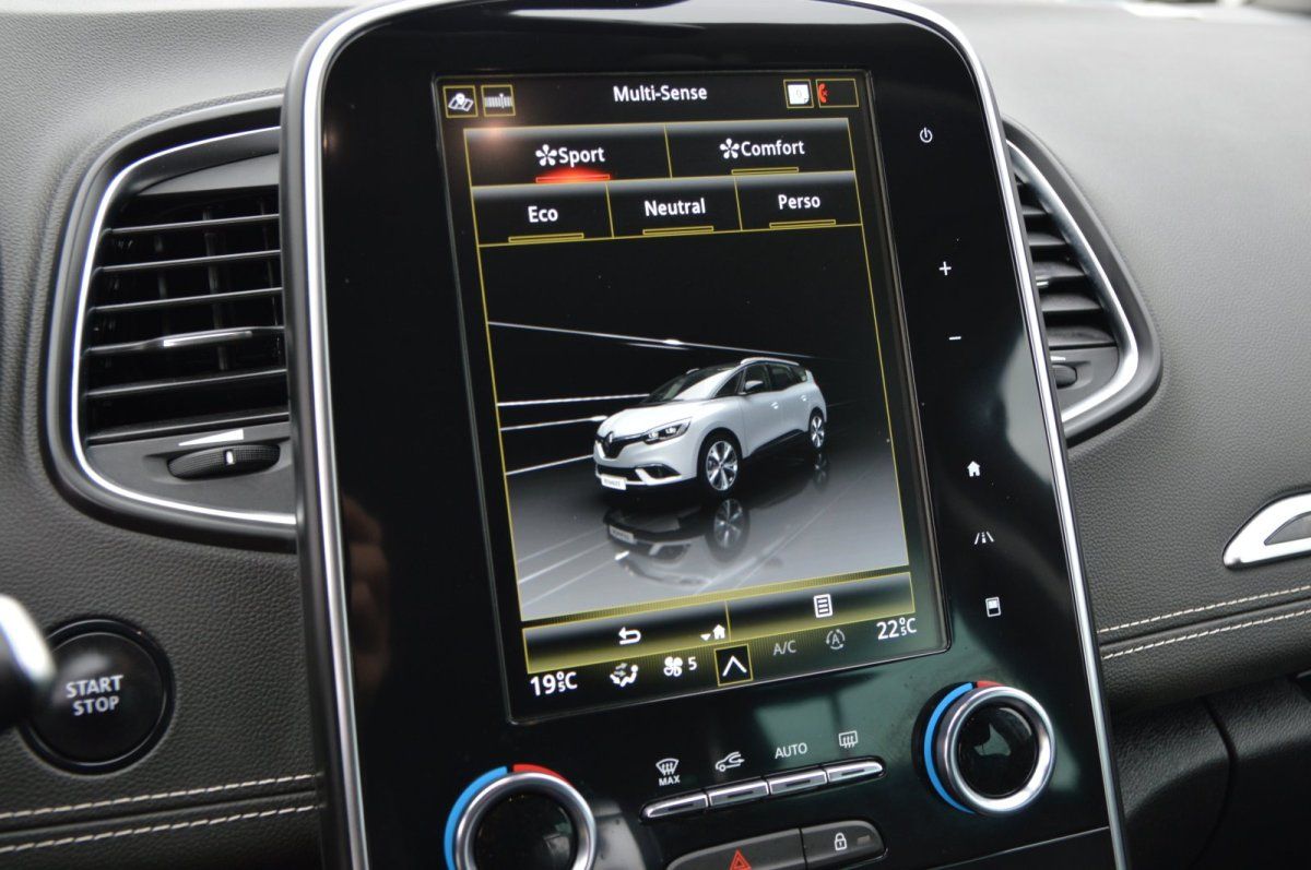 Fahrzeugabbildung Renault Scenic IV   Grand Executive Leder AHK Bose Autom