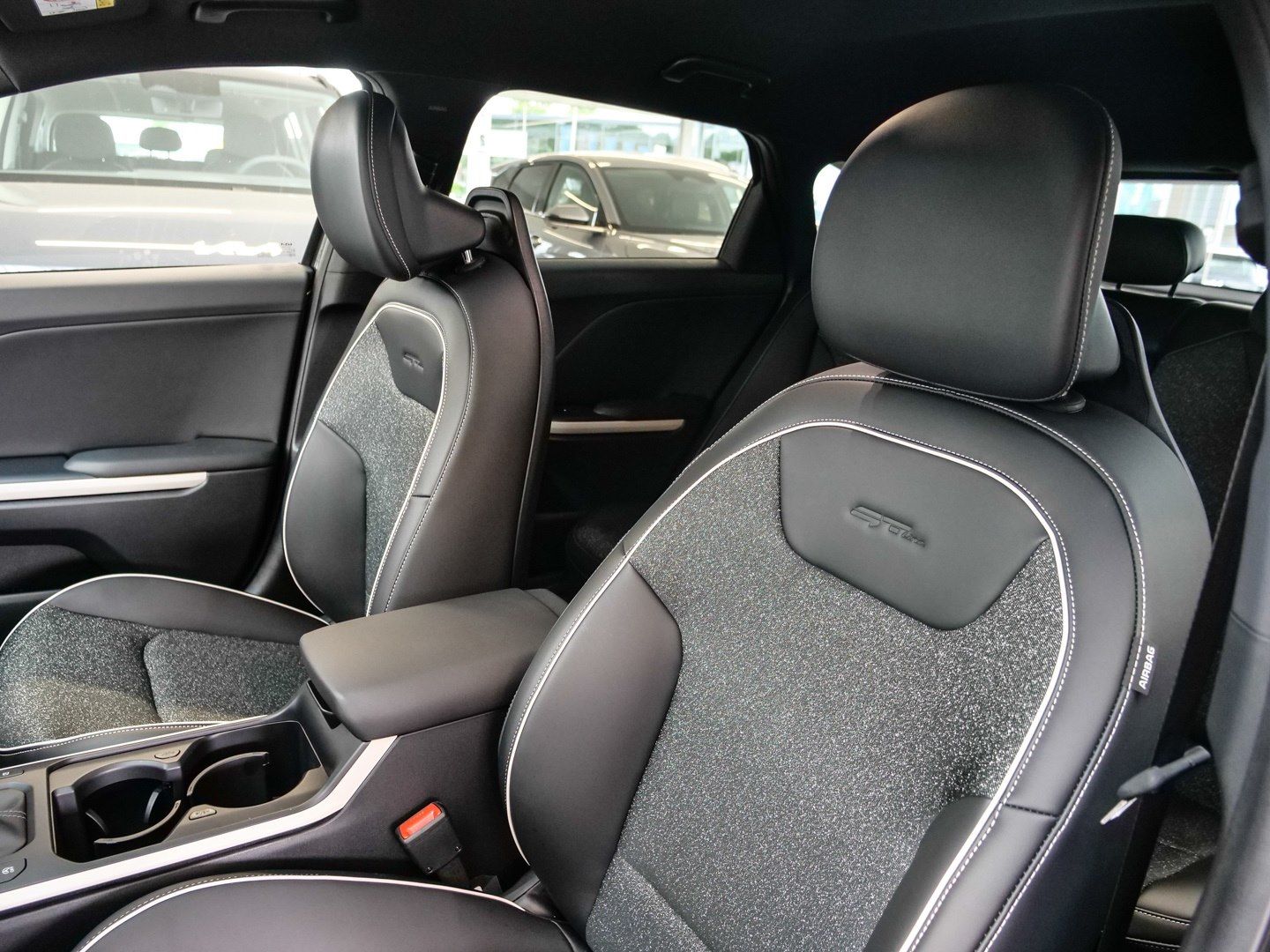 Kia K4 - Bild 10