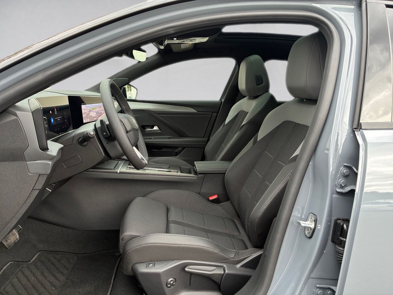 Fahrzeugabbildung Opel Astra L SportsTourer Ultimate Kamera,Sitzh.,LED