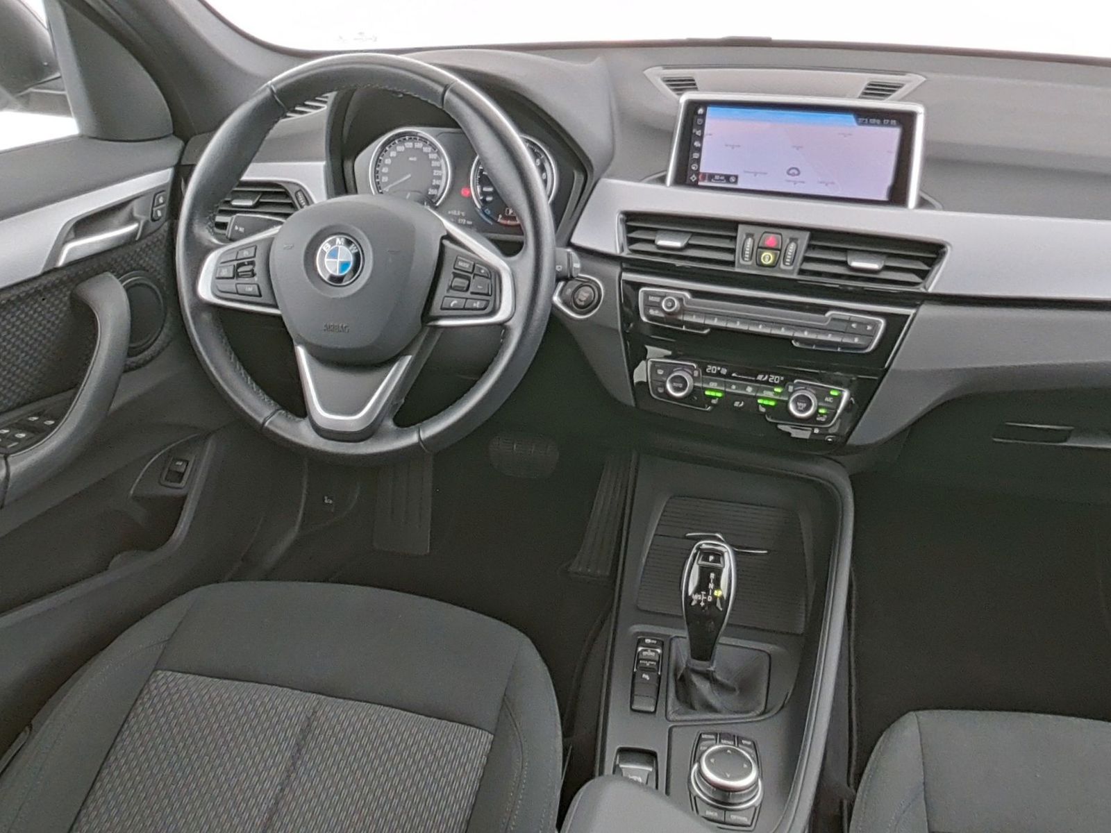 BMW X1 Advantage Tempomat|Navi|CarPlay|Klimaautomati foto 17