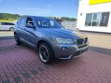 BMW X3 xDrive20d Navi PanoDach Kamera SHZ - BMW X3 aus 2011 mit Diesel-Antrieb