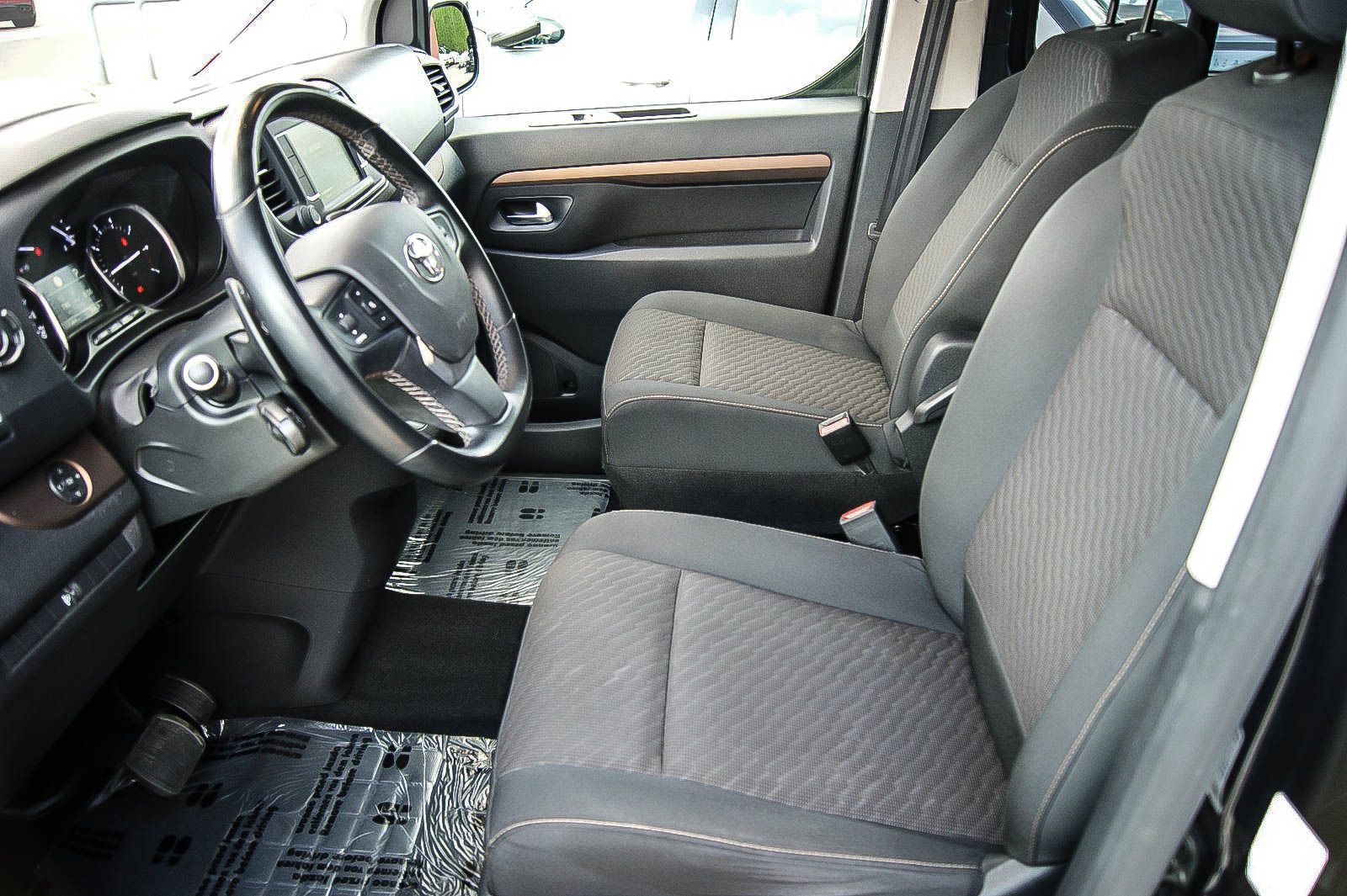 Fahrzeugabbildung Toyota Proace Verso 2.0 Compact Family Comforz HEADUP