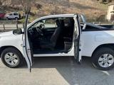 Toyota TOYOTA Hilux 2.4 D-4D 4WD 2 porte Extra Cab Loun - Toyota Hilux: Extra Cab