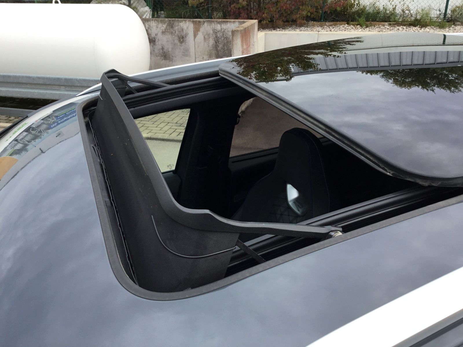 Fahrzeugabbildung Volkswagen Tayron 2.0 TSI DSG 4M R-Line+7S+Pano+AHK+Headup