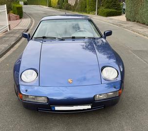 1990 Porsche 928 照片 9