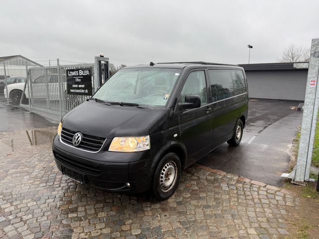 Volkswagen T5 Multivan 2.5 TDI Camper 7 Seats