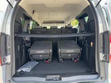 Nissan Townstar TEKNA Kombi L2 2,3t 130PS 7-SITZER
