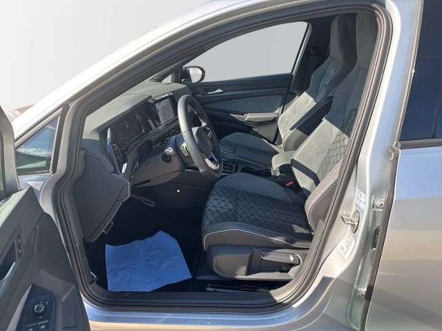 Golf VIII 1.5 eTSI R-LINE DSG Black Style NAVI A