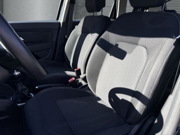 Dacia Duster - 8